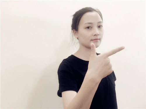 20岁就有颈纹?想要去掉颈纹只用颈霜做不到!