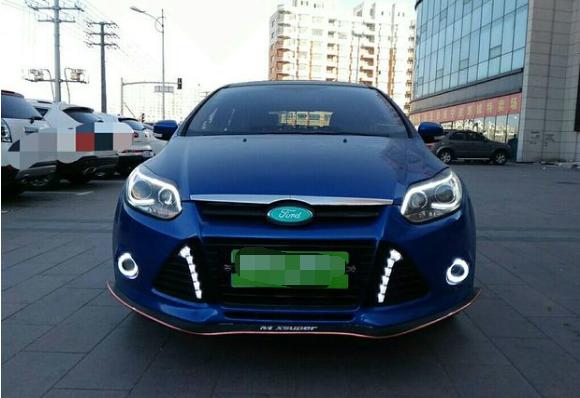 福特福克斯 2012款 两厢 2.0L 手动豪华运动型