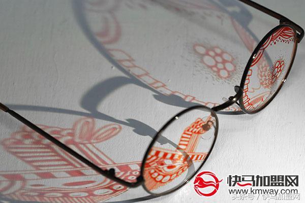 做眼镜店加盟哪个品牌好?