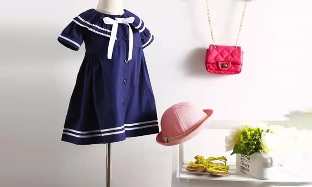 无拘束的夏天,孩子更需要时尚夏装来搭配