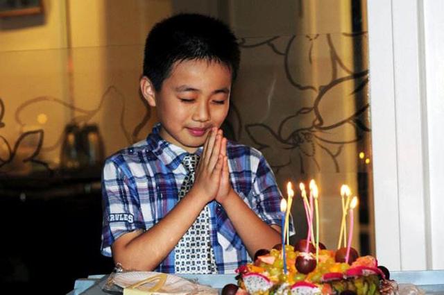 孩子10岁生日,你邀请同学了吗?生日礼物也需讲究!