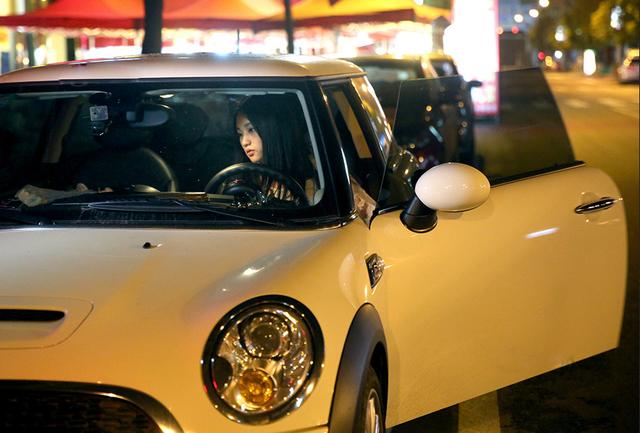 ����ʲô��׬Ǯ��ֱ������ߴ�200�ڣ�24��Ů������mini