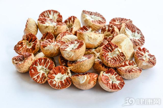是药也是毒!槟榔这味药,医生不建议你这么吃