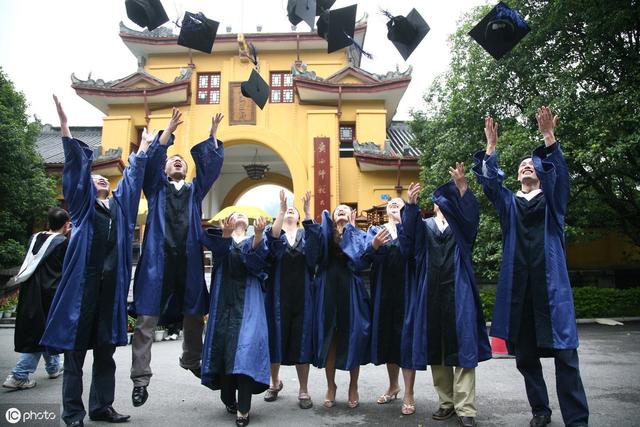 大学毕业后,是去一线大城市好还是回老家发展好?