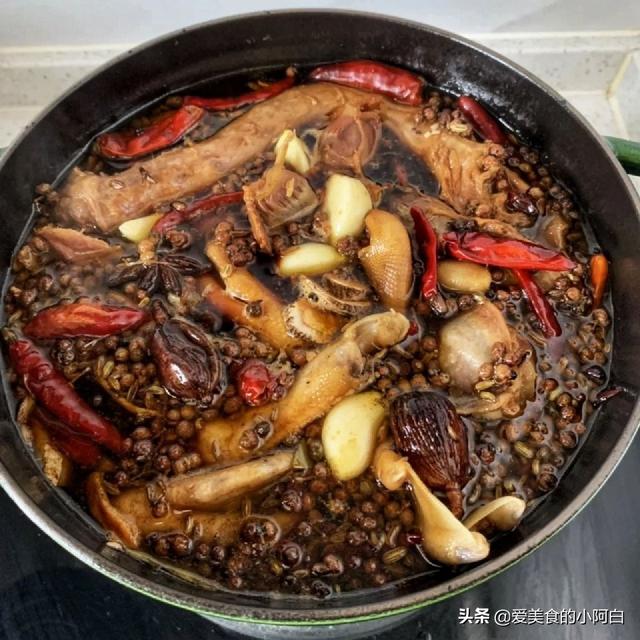 做麻辣鸭货不够“鲜麻入味”,掌握4个窍门,甜麻辣鲜比买还美味
