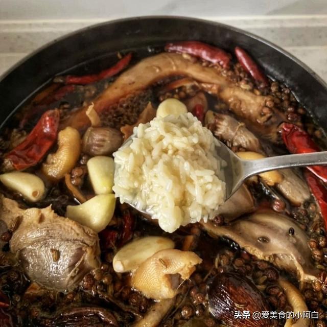 做麻辣鸭货不够“鲜麻入味”,掌握4个窍门,甜麻辣鲜比买还美味