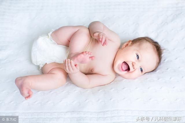宝宝脸上长痘痘是什么原因造成的?