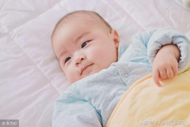 宝宝脸上长痘痘是什么原因造成的?