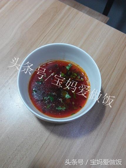 麻辣鲜香火锅鱼,吃了鱼又涮菜,过瘾
