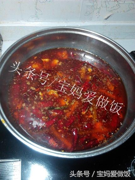麻辣鲜香火锅鱼,吃了鱼又涮菜,过瘾