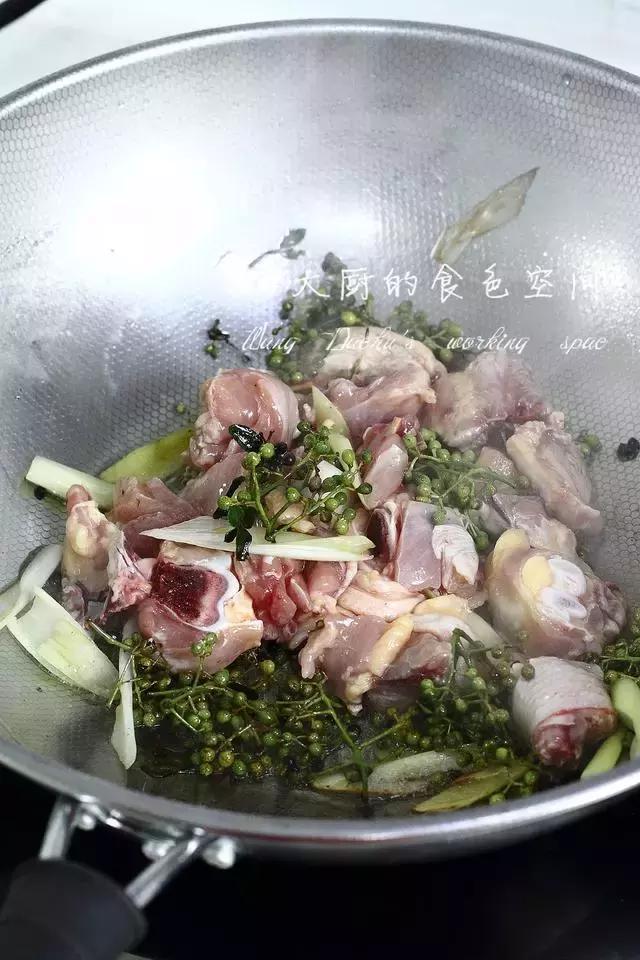 �����³���������һ��С����