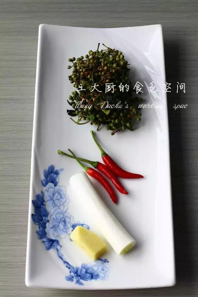 �����³���������һ��С����