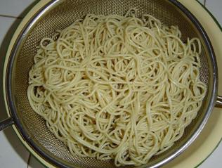 湖北武汉传统小吃热干面的地道做法