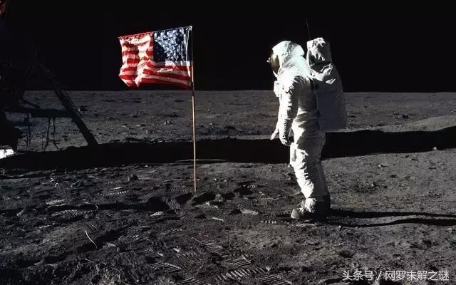 10年被外星人绑架6次,他用画笔记录下外星人的秘密