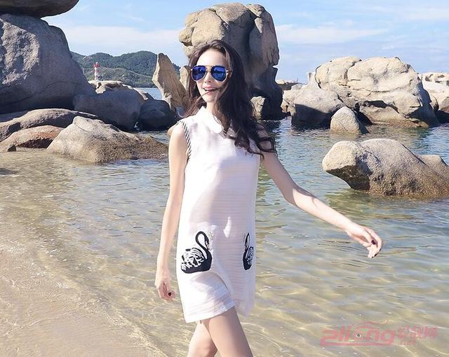 谜秀女装无袖连衣裙夏日必备