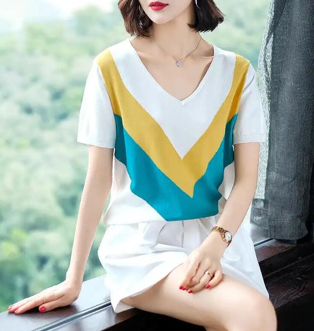 肩宽的女生,穿衣记住这“三要四不要”,好看又显瘦