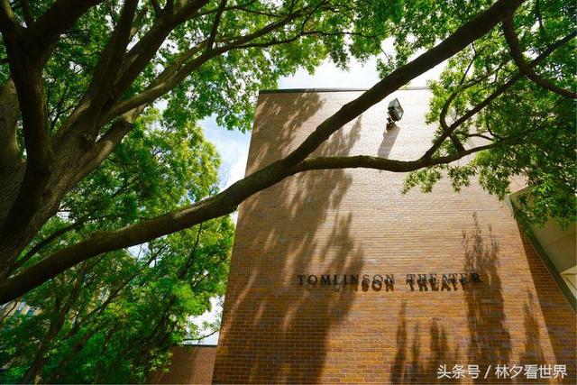 坐落在古老费城的美国天普大学