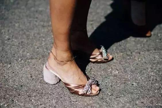 别踩雷!夏季凉鞋如何挑选?