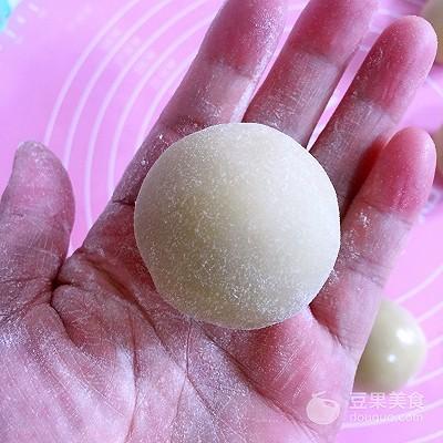 预拌粉广式月饼的做法