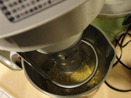 九阳豆浆机:九阳豆浆机使用方法,为什么不早看看呢