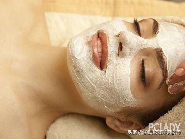 女人为什么要去美容院做面部护理?
