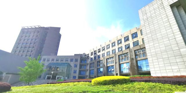 Ϊʲôѡ������ʯ�ʹ�ѧ����ʮ������һ��������