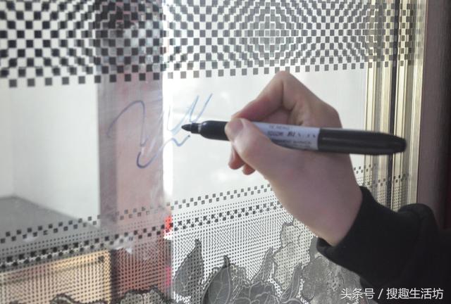 怎么去除记号笔的痕迹?只需涂点它擦一擦,立马干净如初