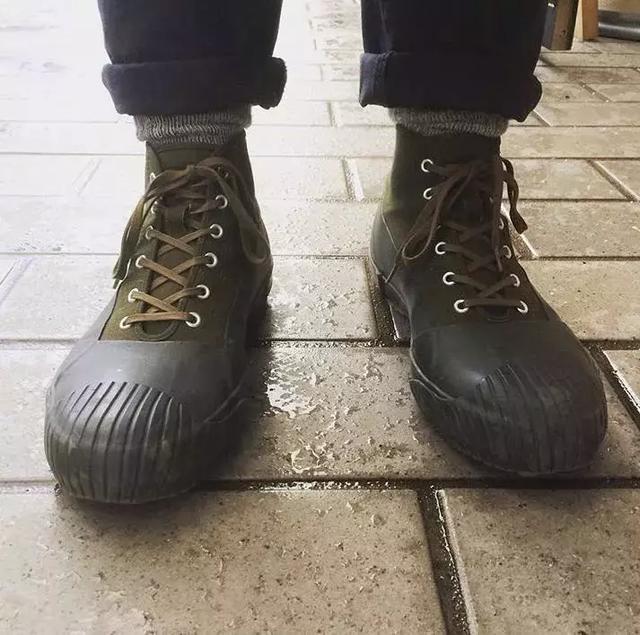 ��������VANS�󣬻�����ʮ������ЬƷ��ֵ��һ�ԣ�