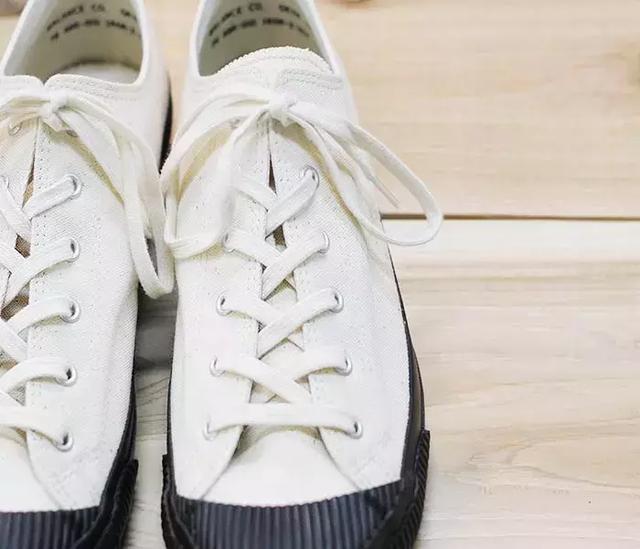 ��������VANS�󣬻�����ʮ������ЬƷ��ֵ��һ�ԣ�