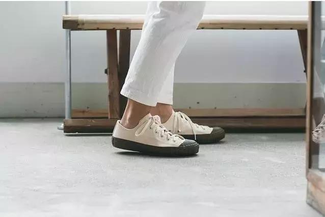 ��������VANS�󣬻�����ʮ������ЬƷ��ֵ��һ�ԣ�