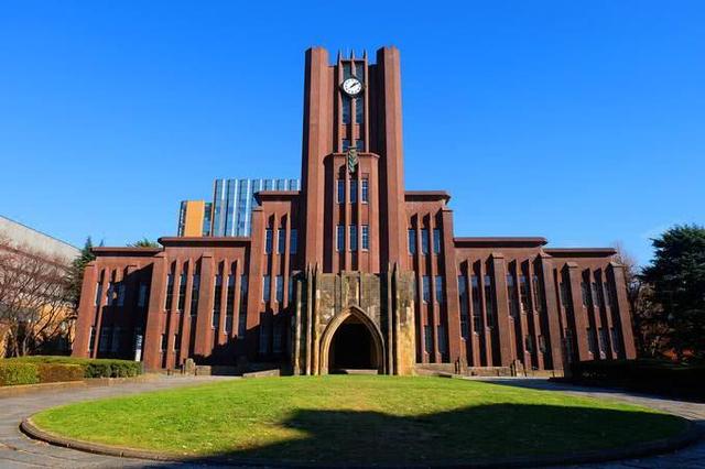 如今亚洲最好的四所大学,新加坡占两所,清华大学上榜