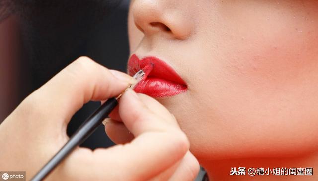 化妆师都不会告诉你的,四个实用化妆小技巧