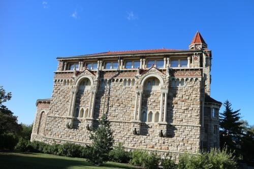 堪萨斯大学,美国著名的公立研究型大学之一