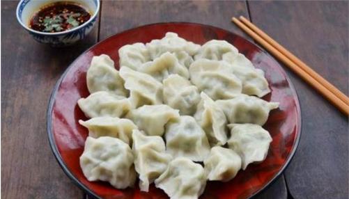 大年三十吃饺子,到底吃饺子有哪些好处?光头佬来给你扒一扒……