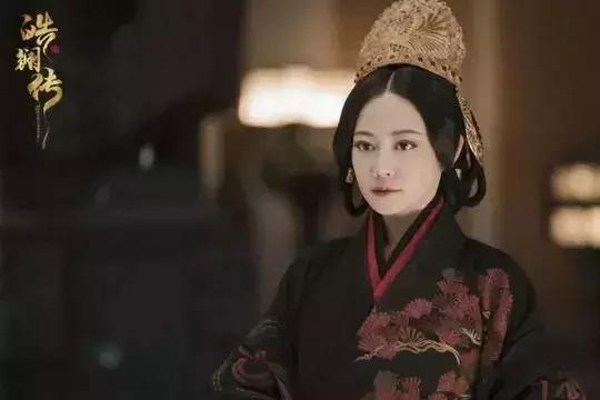 ���ڲ�����6�����Ӿ磬��һ������ϲ���أ�
