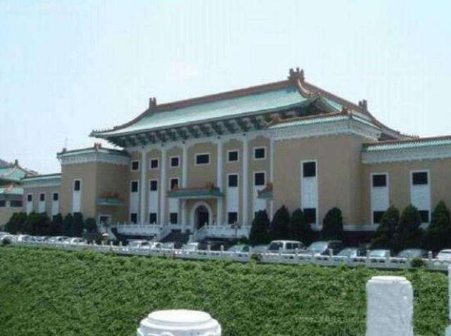 中原大学的昙花一现,校史仅五年!