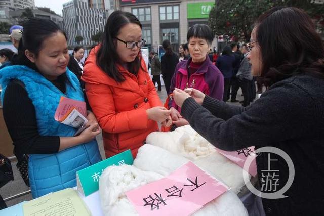 棉絮越白越好? 专家教你三招鉴别“黑心棉”
