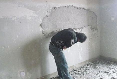 �ơ��ɡ����ǽ���������£��Ƹ���������һ�ٱ���