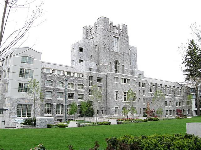 加拿大英属哥伦比亚大学简介