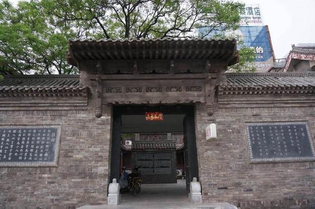 廉颇蔺相如的故事妇孺皆知,其实他们两个人还是成语制造机