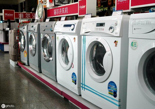 ������С��졢����ϴ�»�ѡ�ĸ��ã�10��Ʒ���̵㣬һ�������ף�