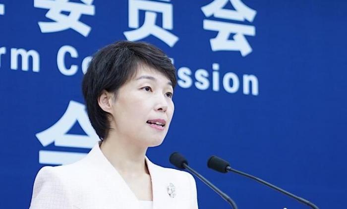 的新闻发布会上,国家发改委新闻发言人孟玮在介绍今年春运情况时表示