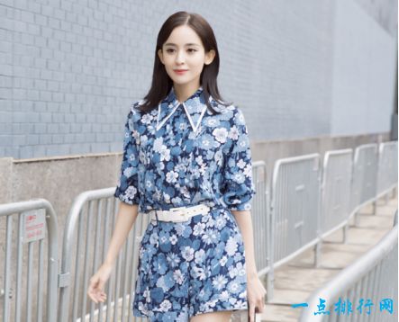 �½���һ��Ů ��������Ϊ�α��ڵ���ô��