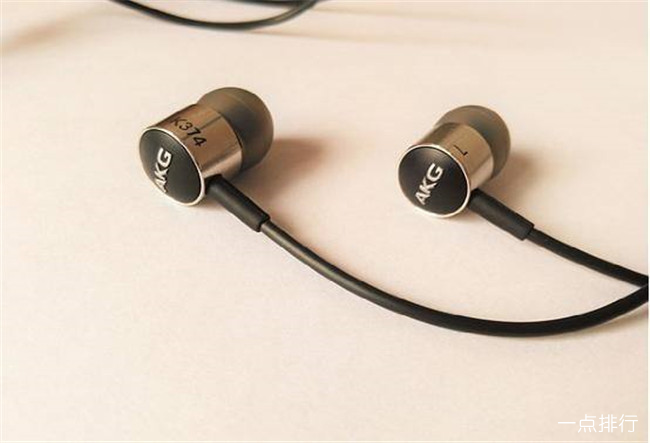 AKG��������?