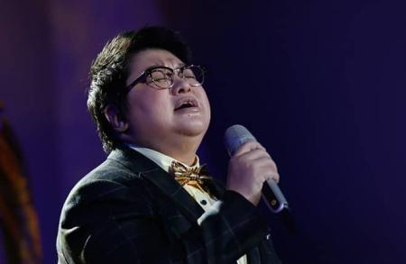 的缆车突然坠毁,在缆车坠落的那一刹那间,车厢内来自南宁市的潘天麒