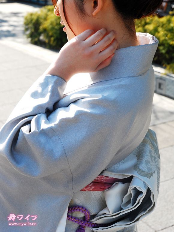 森川千里(森元あすか)2009年出道的女优照片:mywife舞  227 satomi