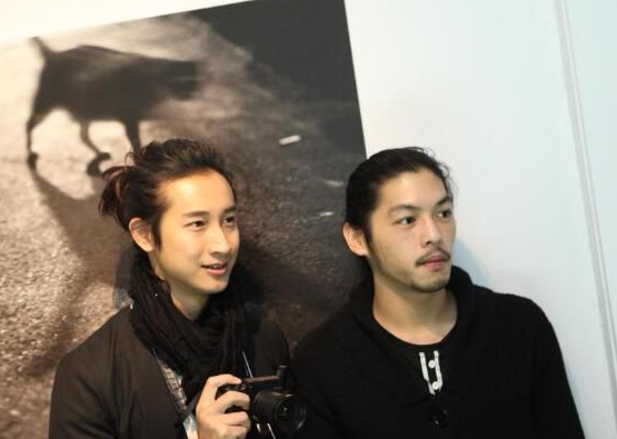 《想你就写信》原唱:浪花兄弟作曲:周杰伦作词:方文山(darren),看你在